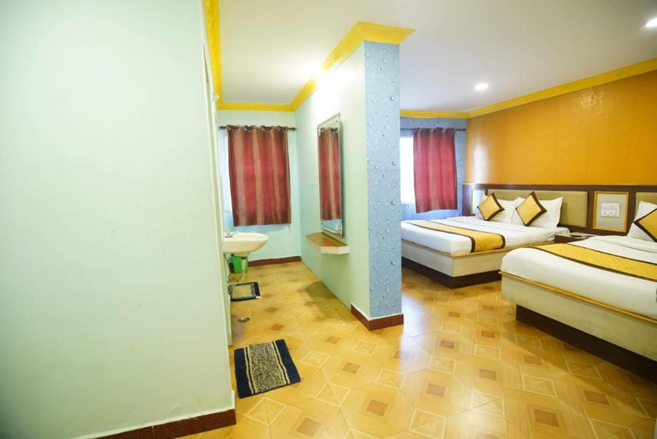 Ooty Vpr Residency Hotel Екстериор снимка